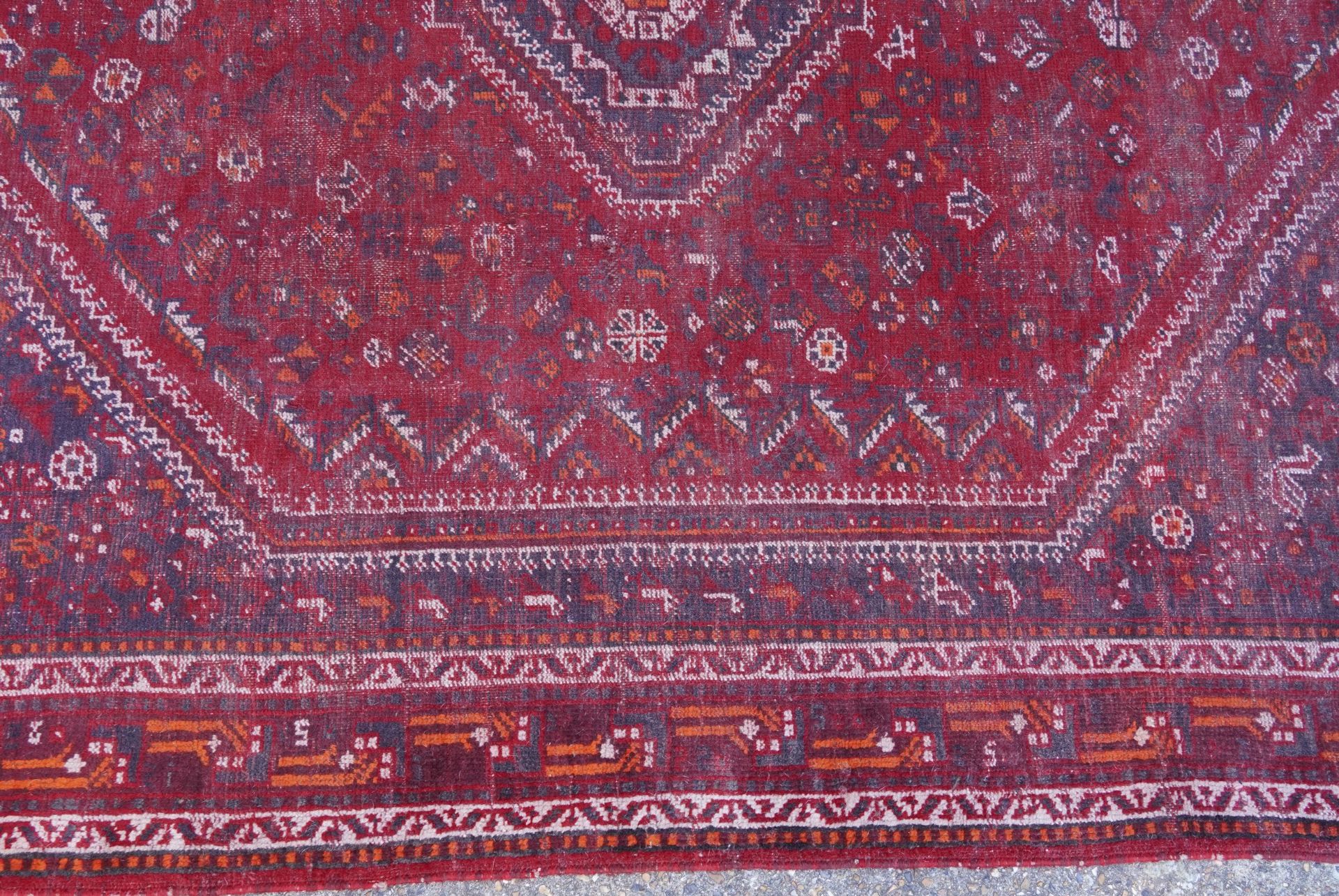 Large Persian red ground rug having an all over geometric design, 270cm x 220cm : For further - Image 6 of 8