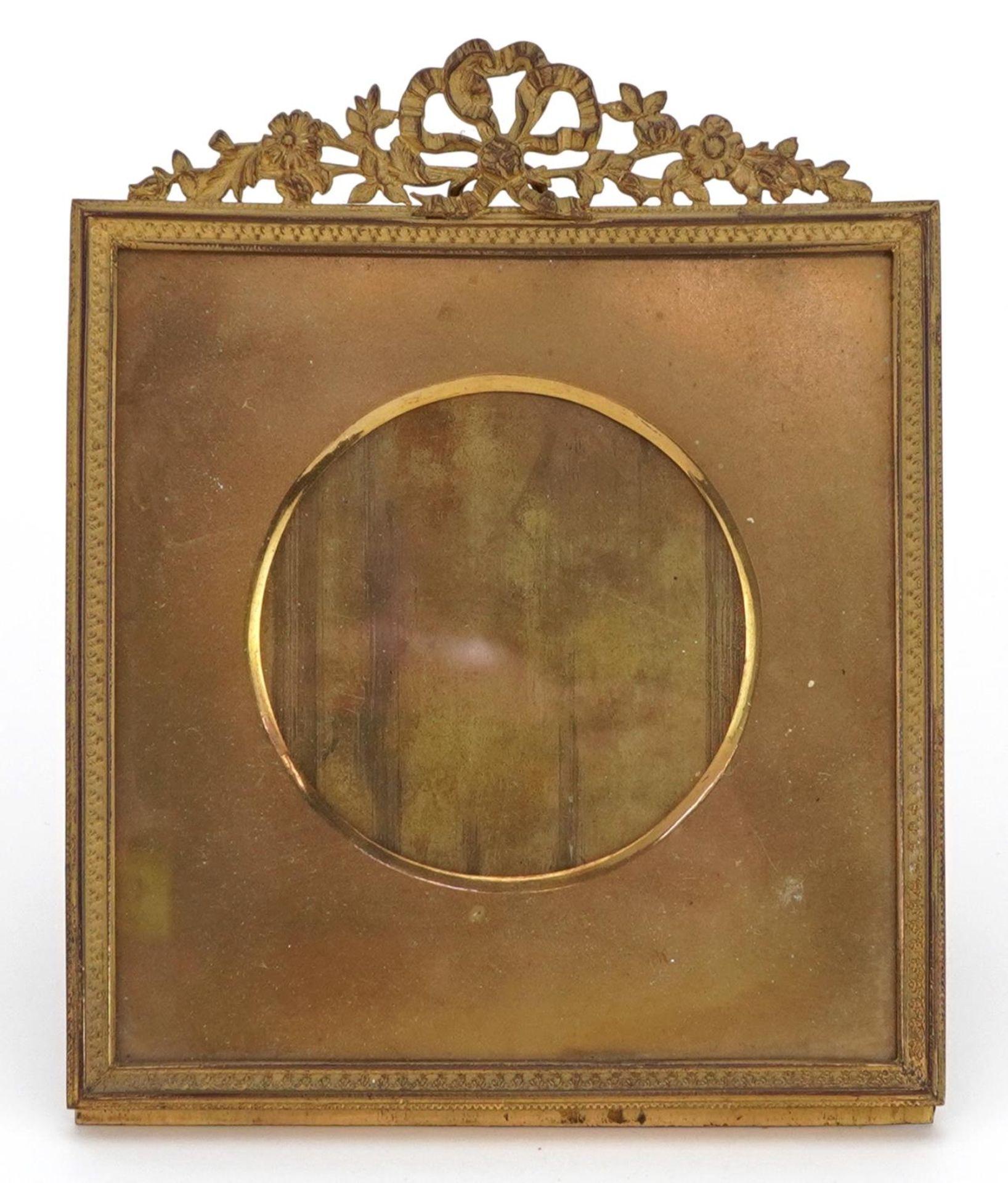 Good quality 19th century brass strut photo frame with bow crest impressed A F to the strut, 16cm