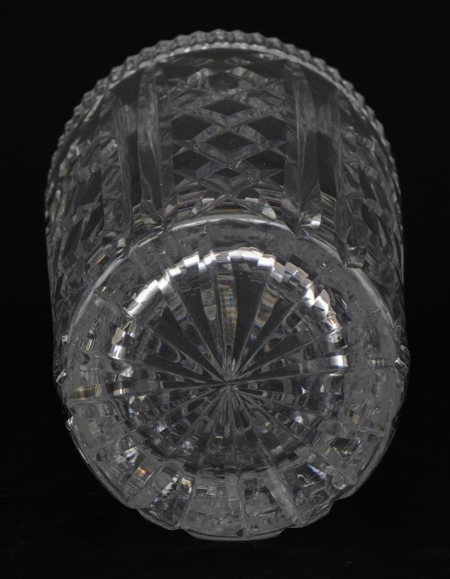 Waterford Crystal vase with box, 20.5cm high : For further information on this lot please visit - Image 4 of 4