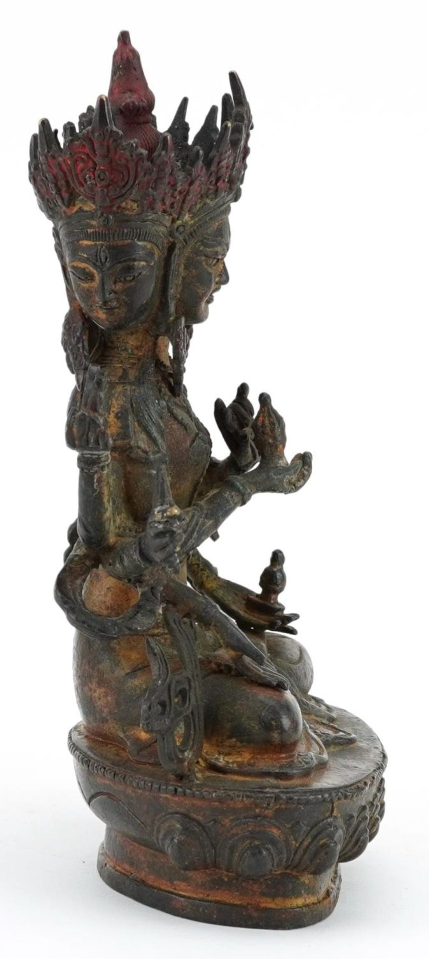 Chino Tibetan partially gilt bronze figure of three faced Buddha, 21.5cm high : For further - Bild 4 aus 6