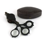 Boxed tortoiseshell jeweller's magnifying glass in silk lined case for Stanley G T Tunstell &