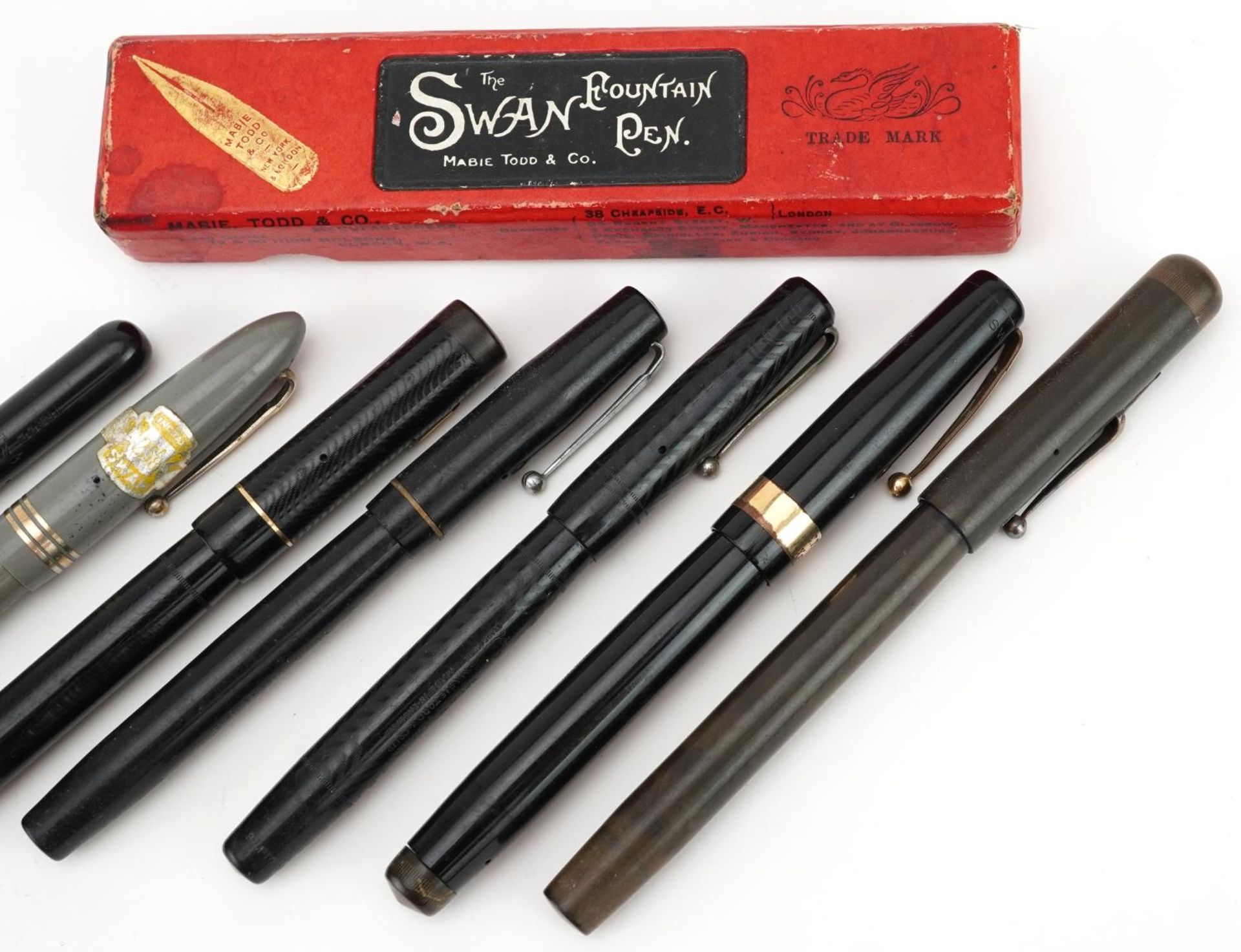 Seven vintage Swan self-filler or Leverless fountain pens, five with gold nibs, one with box : For - Image 3 of 4