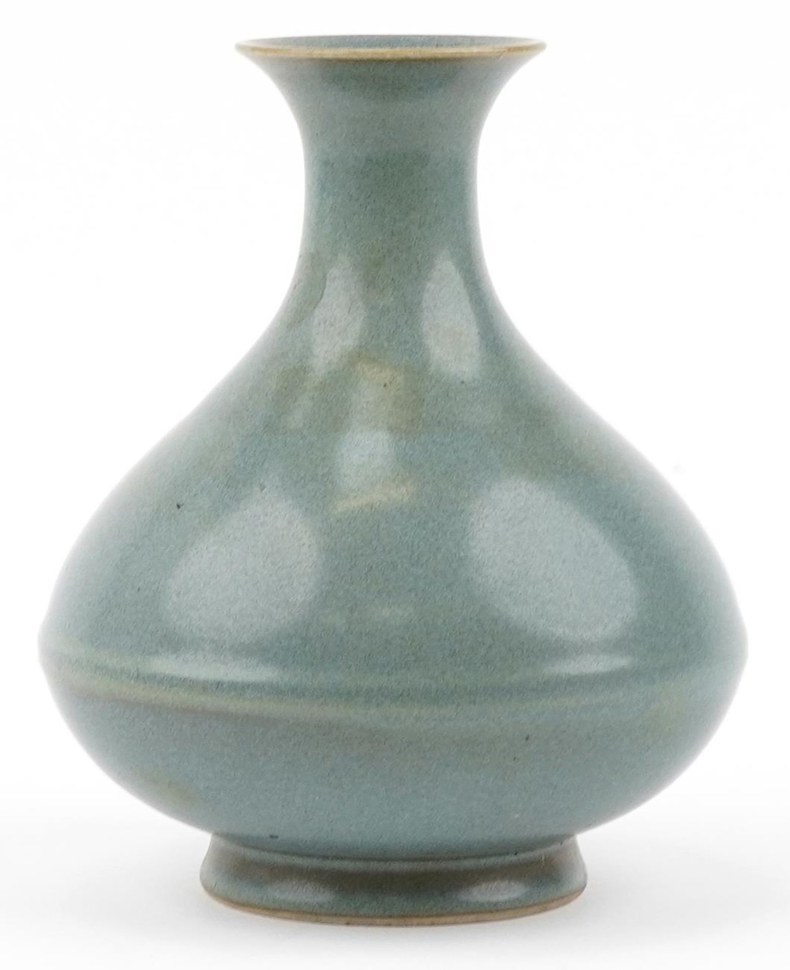 Chinese porcelain vase having a duck's egg type glaze, 21cm high : For further information on this - Bild 4 aus 6