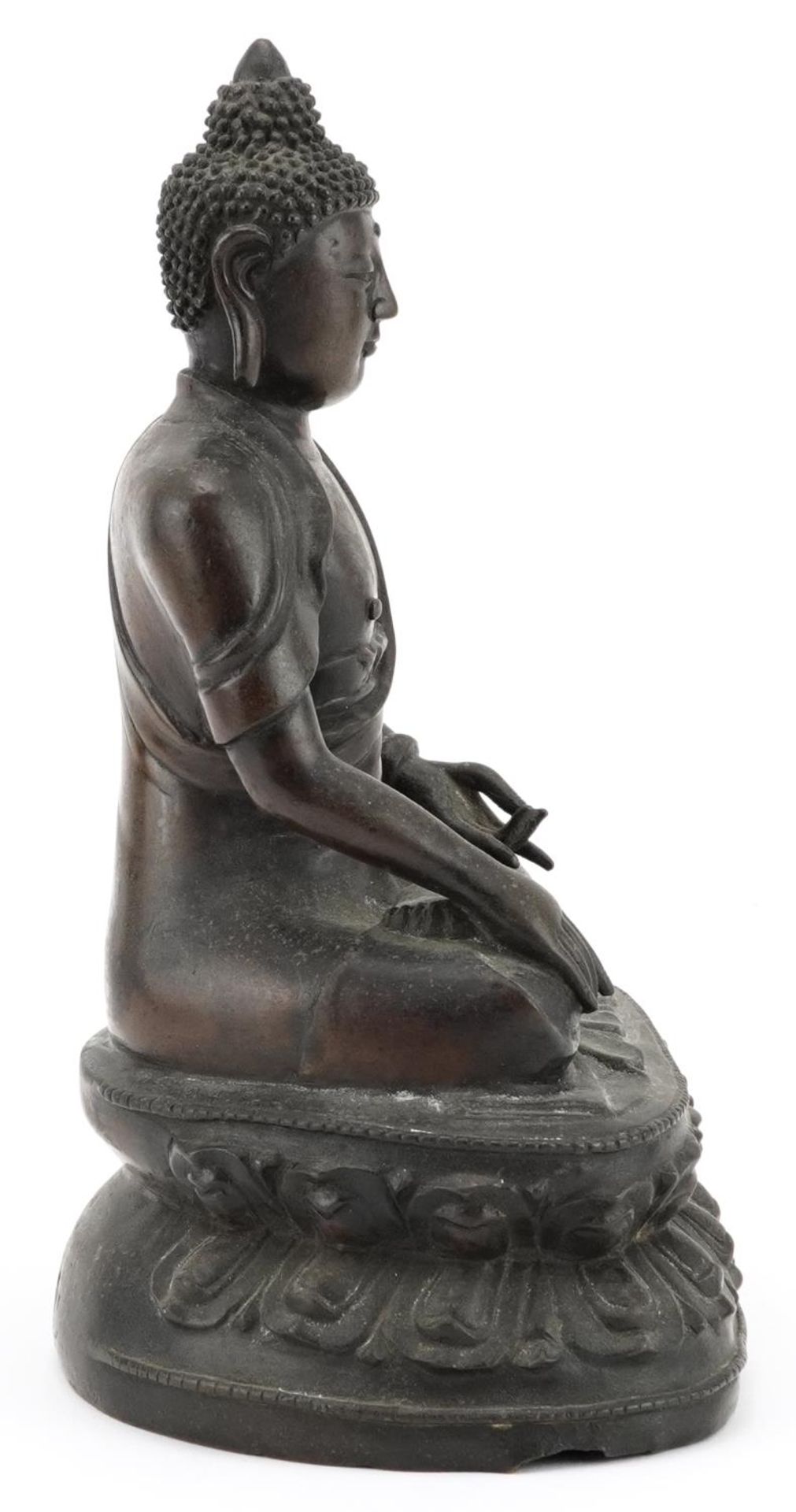 18th century Chinese bronze Buddha, 25cm high : For further information on this lot please visit - Image 4 of 6