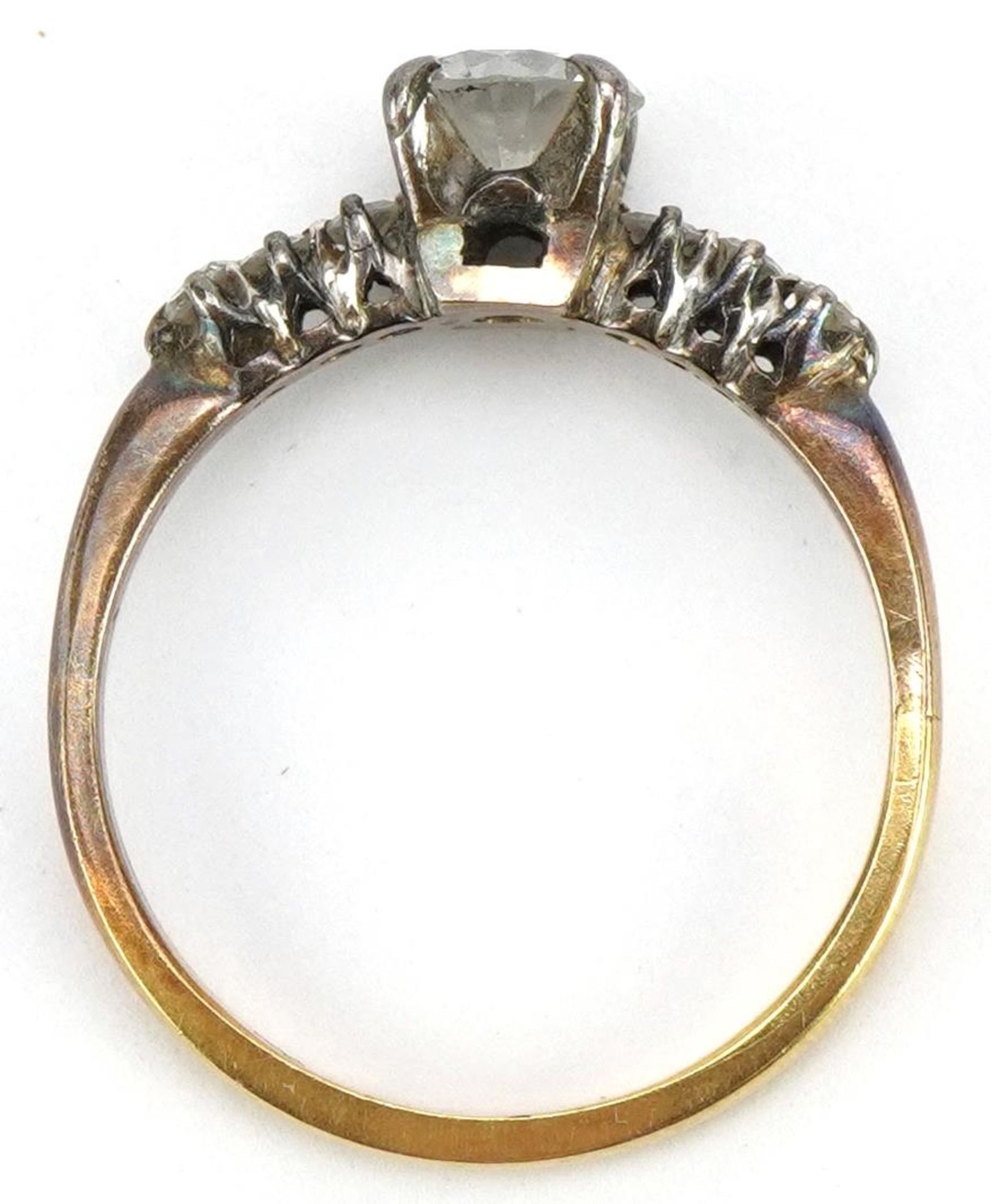 18ct gold diamond solitaire ring with diamond set shoulders, the central diamond approximately 0. - Image 3 of 4