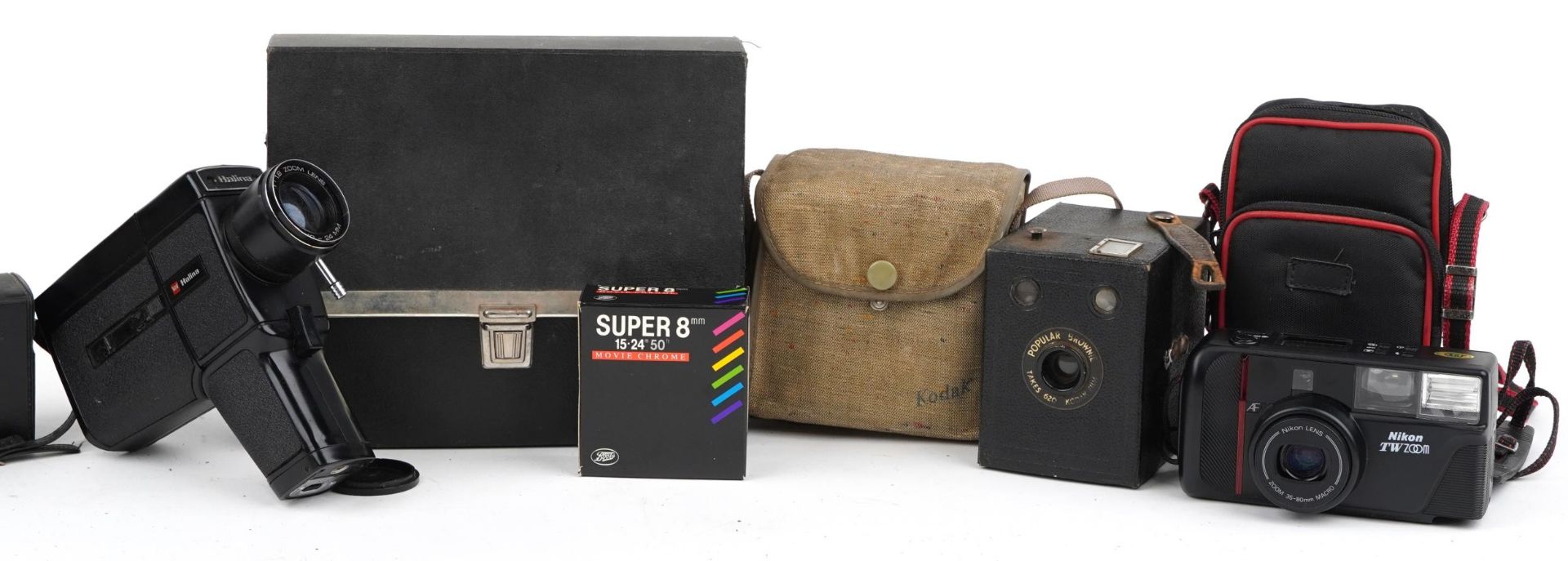Six vintage cameras with cases including Super 8 movie camera, Kodak Brownie and Kodak - Image 3 of 3