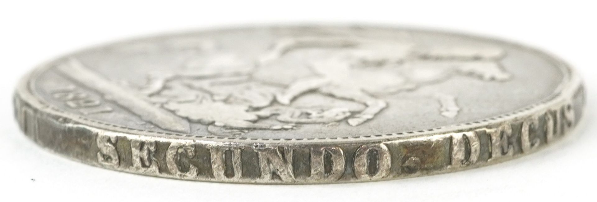 George III 1821 silver crown : For further information on this lot please visit Eastbourneauction. - Image 3 of 4