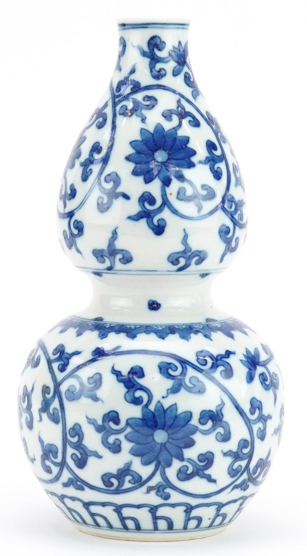 Chinese blue and white porcelain double gourd vase hand painted with flower heads amongst - Bild 3 aus 6