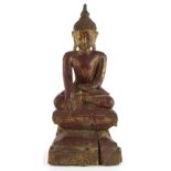 Antique Burmese red and gilt lacquered wood carving of buddha, 29cm high : For further information