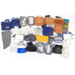 Twenty five aviation interest in-flight travel vanity bags : For further information on this lot