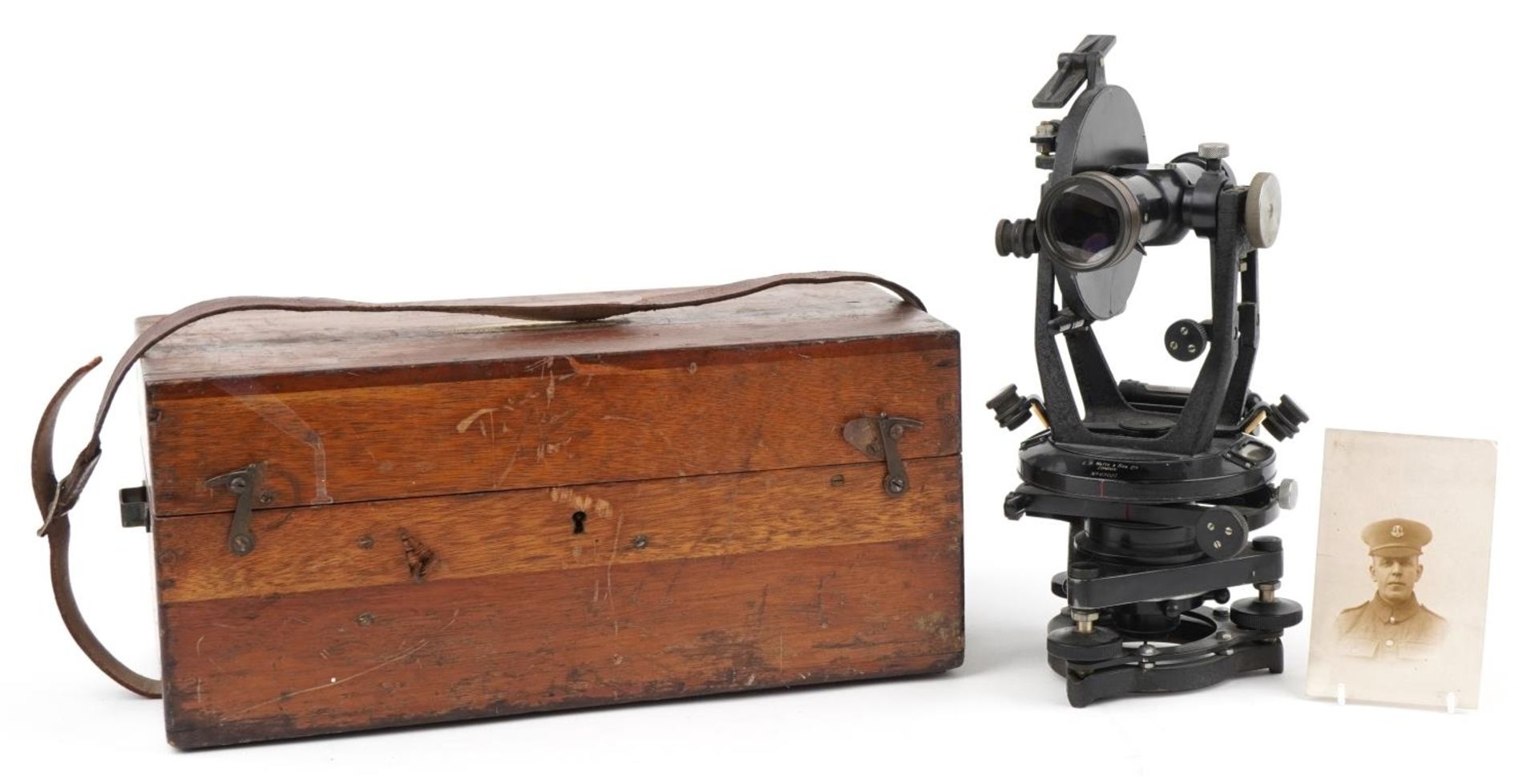 Early 20th century E R Watts & Sons of London botanical microscope with mahogany case, the case 41cm