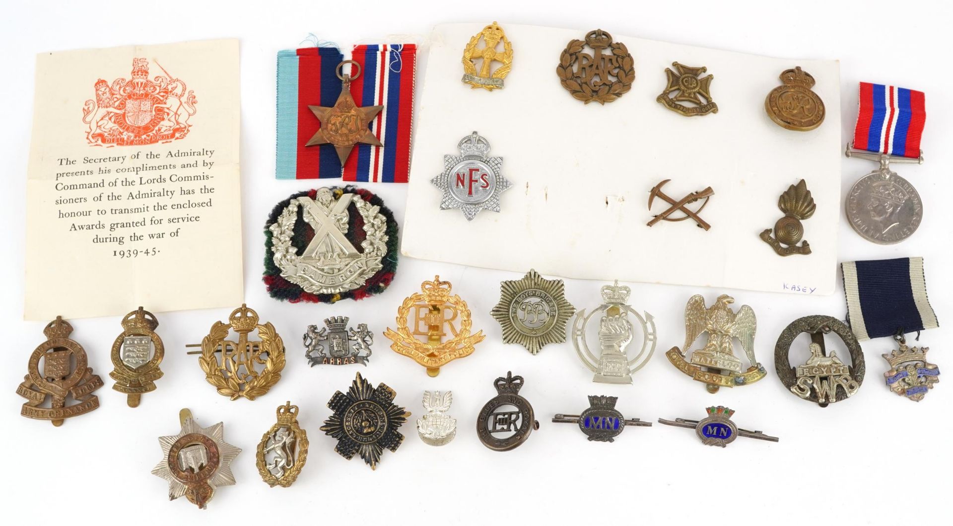 British military World War II medals, cap badges and sweetheart brooches including box of issue