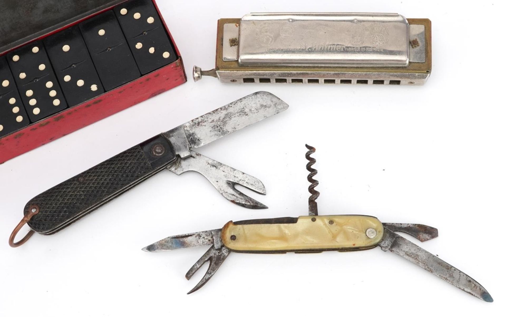 Sundry items including a folding pocket knife, M Hohner harmonica and Star Cigarettes advertising - Image 4 of 6