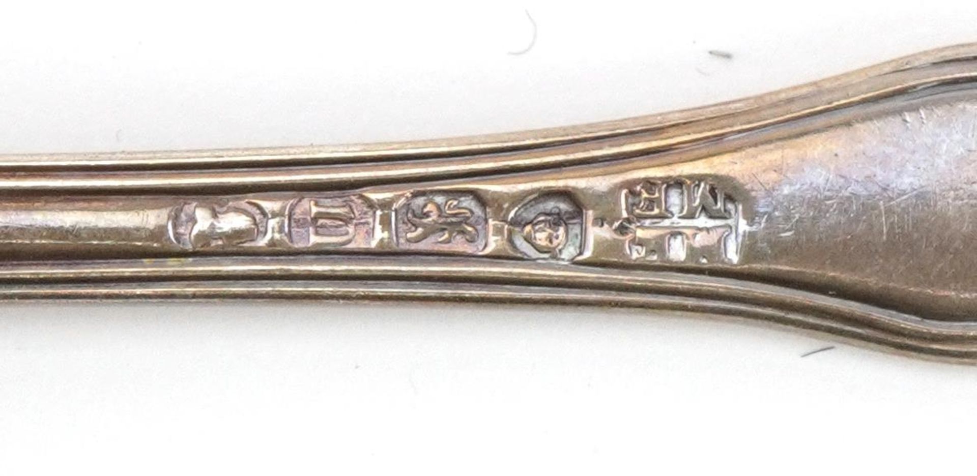 Morris & Michael Emmanuel, set of six George IV silver teaspoons, London 1828, 15cm in length, 219. - Image 3 of 3