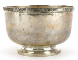 Mappin & Webb, George V silver footed bowl, Sheffield 1915, 10.5cm in diameter, 170.8g : For further