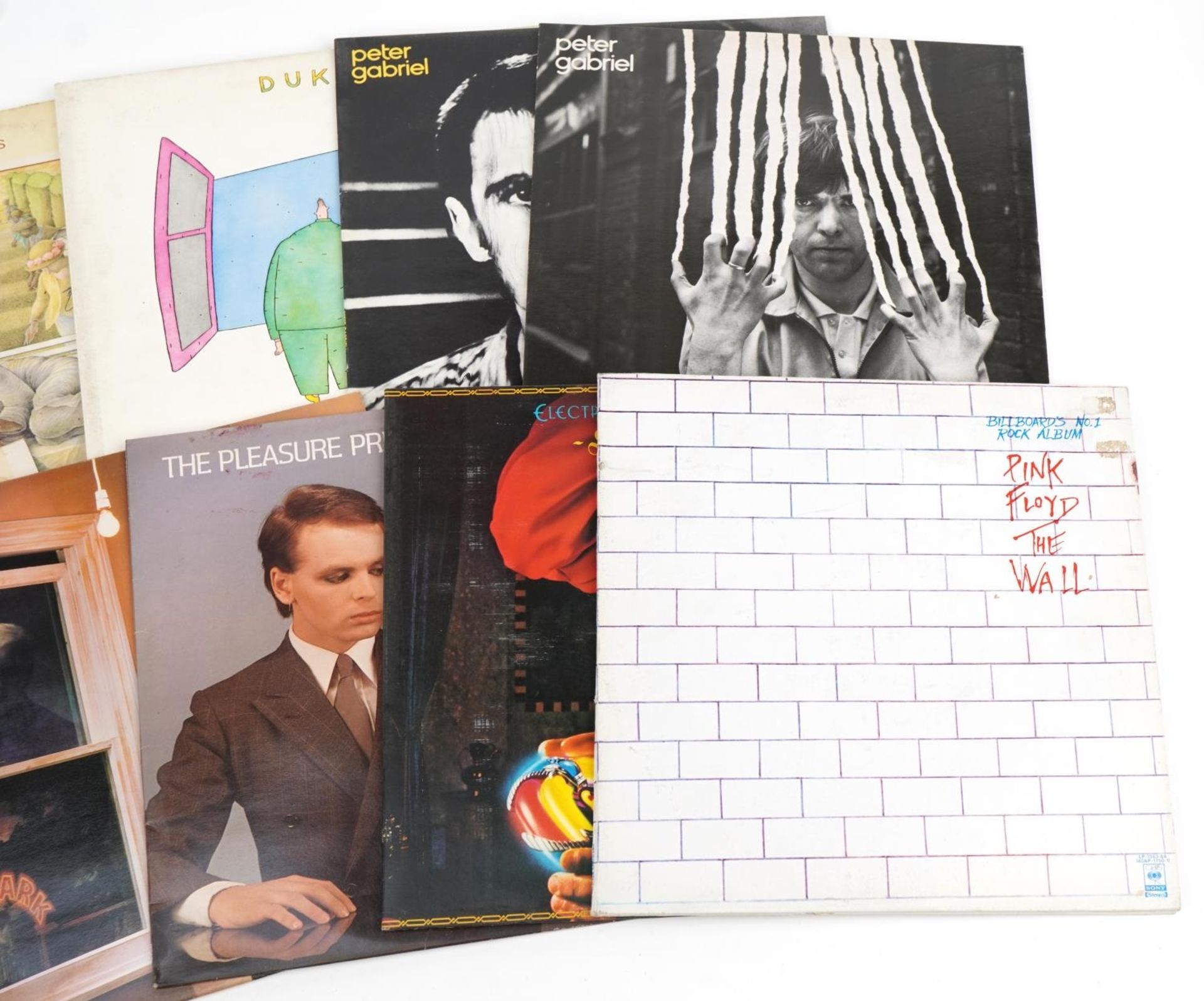 Vinyl LP records including Pink Floyd and Genesis : For further information on this lot please visit - Image 3 of 3