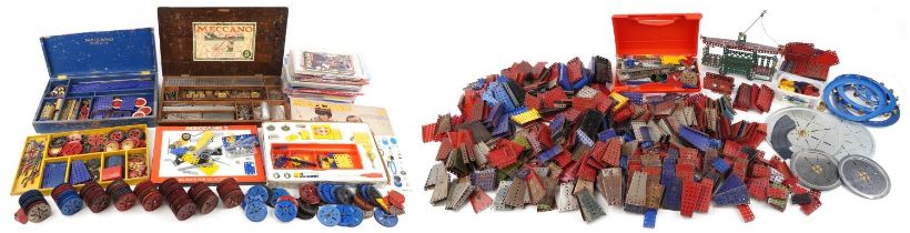 Large collection of vintage Meccano : For further information on this lot please visit