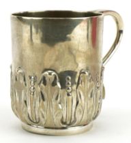 Searle & Co, Edwardian silver tankard embossed with leaves, London 1908, 8.5cm high, 157.0g : For