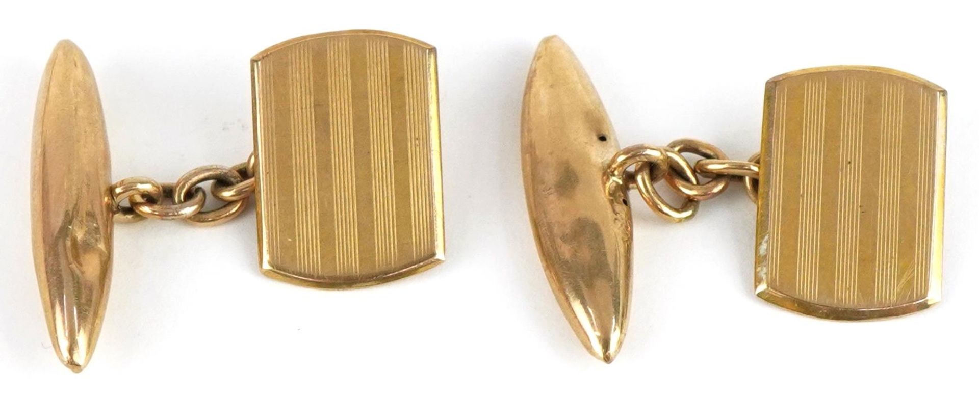 Pair of 9ct gold engine turned cufflinks, 2.5cm wide, 5.7g : For further information on this lot