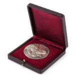 1964 800 silver medallion of Pope Paul VI and King Hussein housed in a fitted case, 4.5cm in