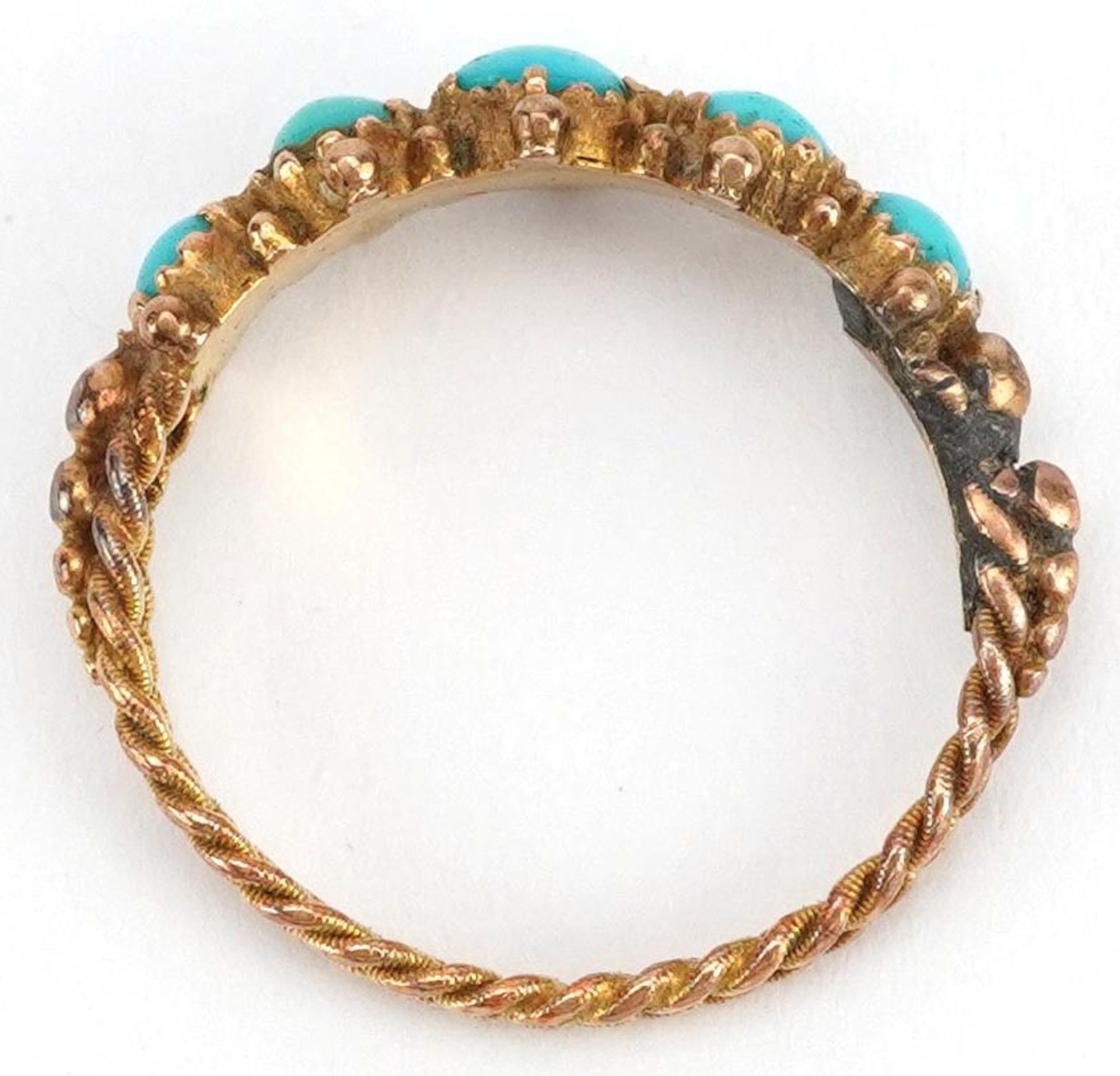 Antique unmarked gold cabochon turquoise five stone ring with ornate setting and rope twist design - Image 3 of 4