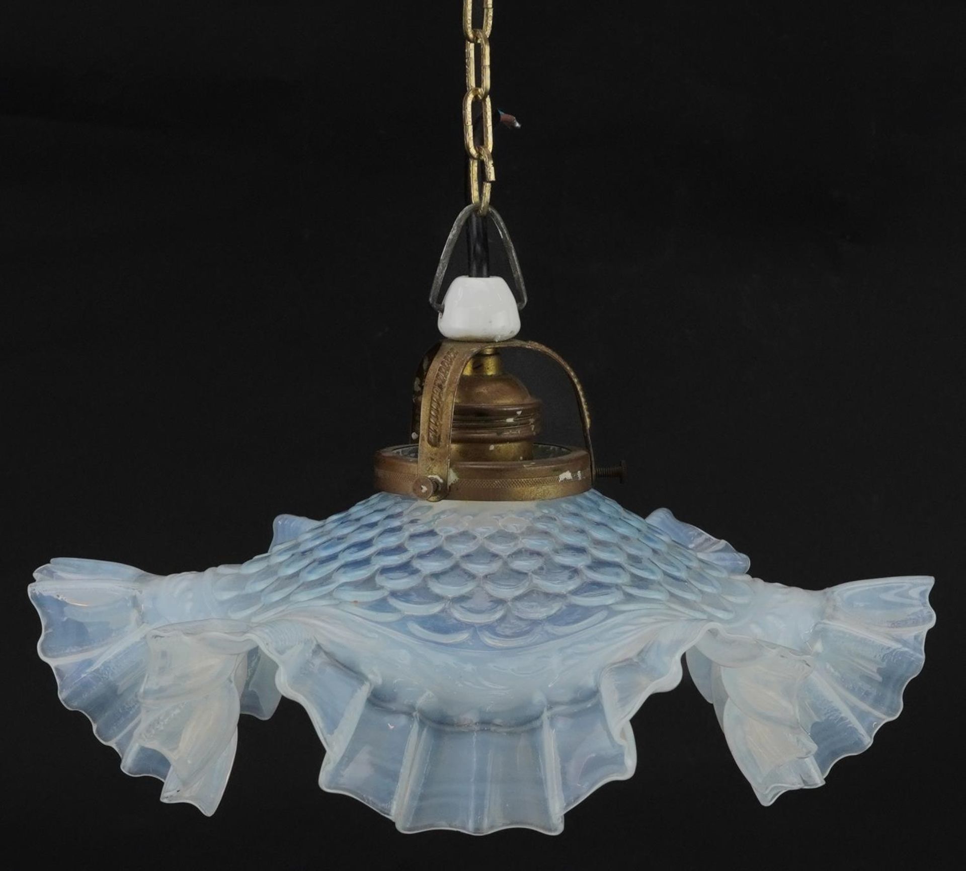 Art Nouveau Vaseline frilled glass shade with brass mounts, 28cm in diameter : For further - Image 2 of 3