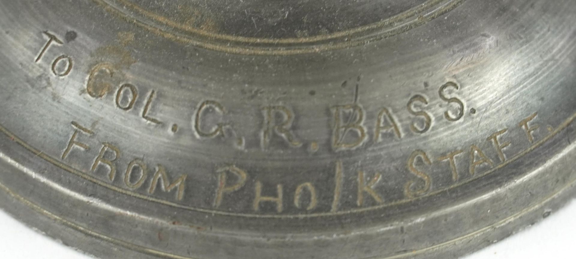 Military interest pewter globe inkwell to Colonel G R Bass from Pho/K staff incised with Chinese - Image 4 of 8