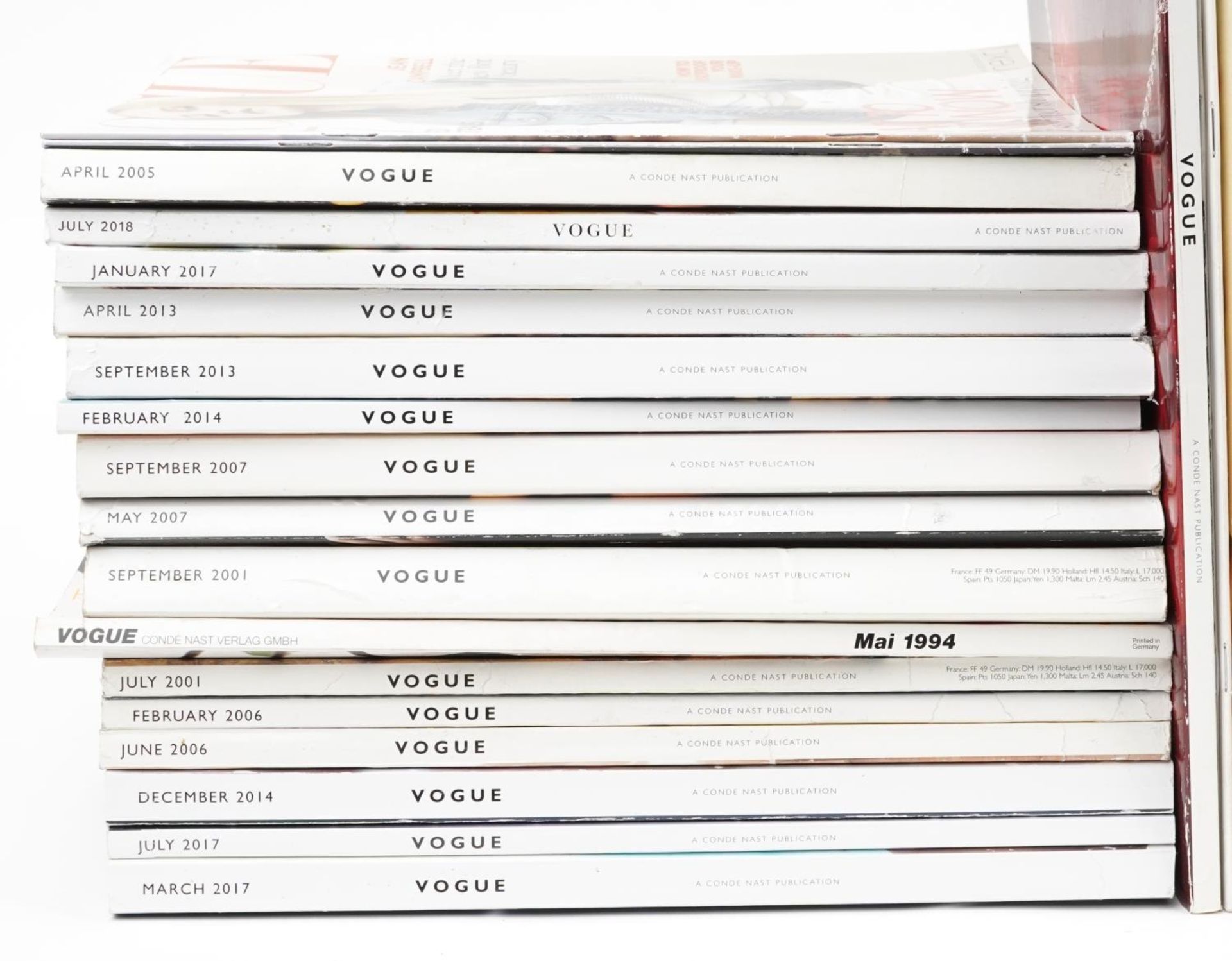 Forty one Vogue photography magazines (PROVENANCE: Estate of Richard Blower) : For further - Image 2 of 3