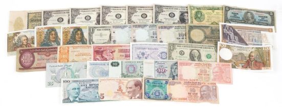 World banknotes including Canadian one dollar : For further information on this lot please visit
