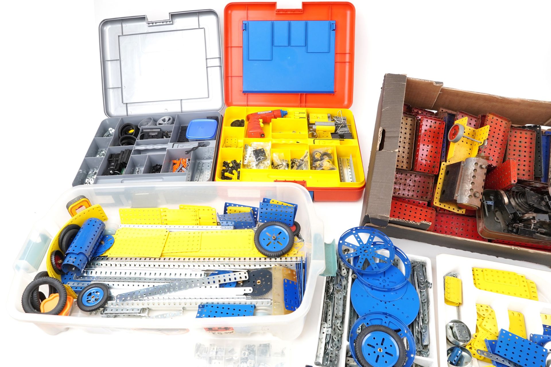Large collection of vintage and later Meccano : For further information on this lot please visit - Image 2 of 5