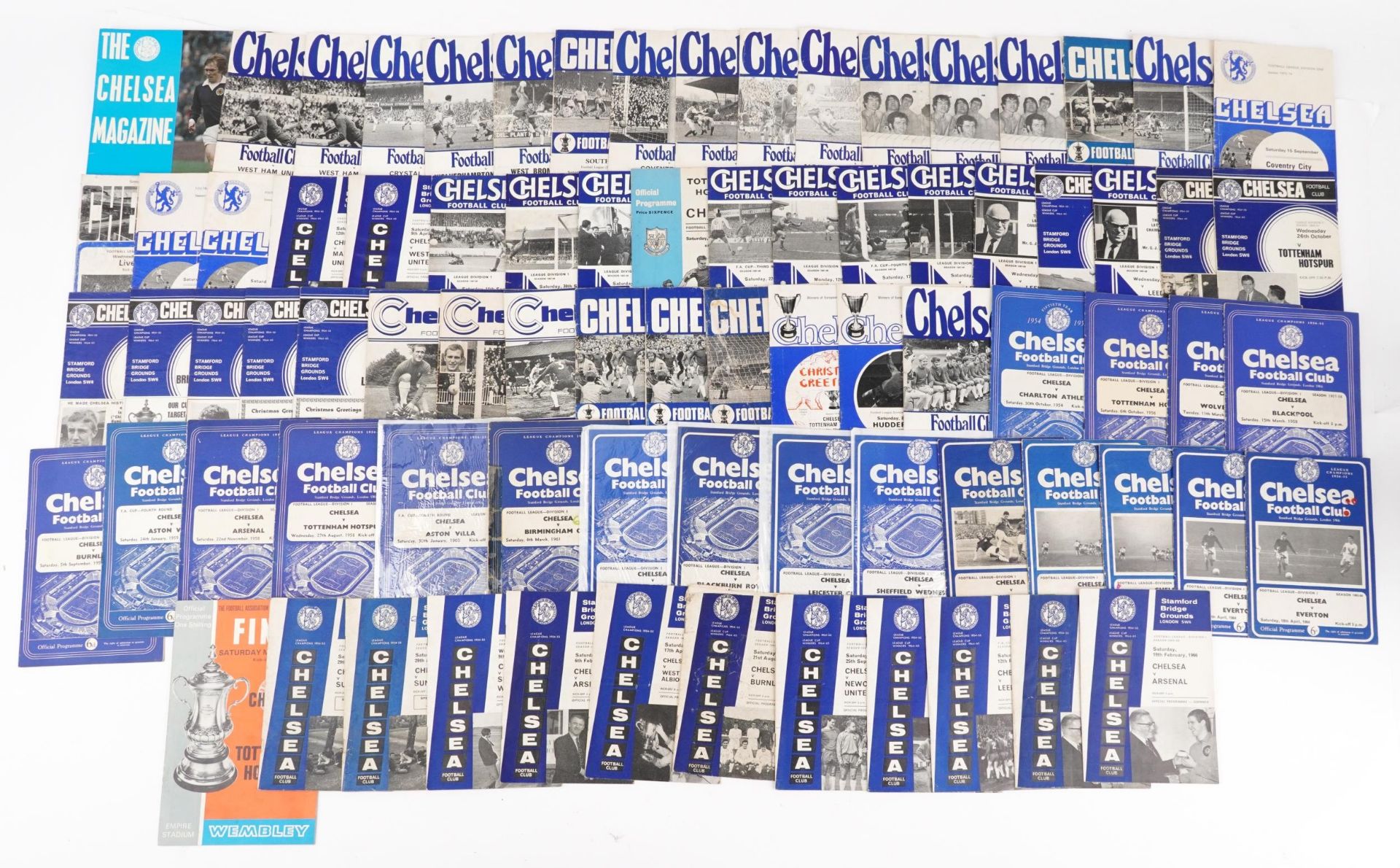 Collection of 1950s and later footballing interest Chelsea Football Club programmes : For further