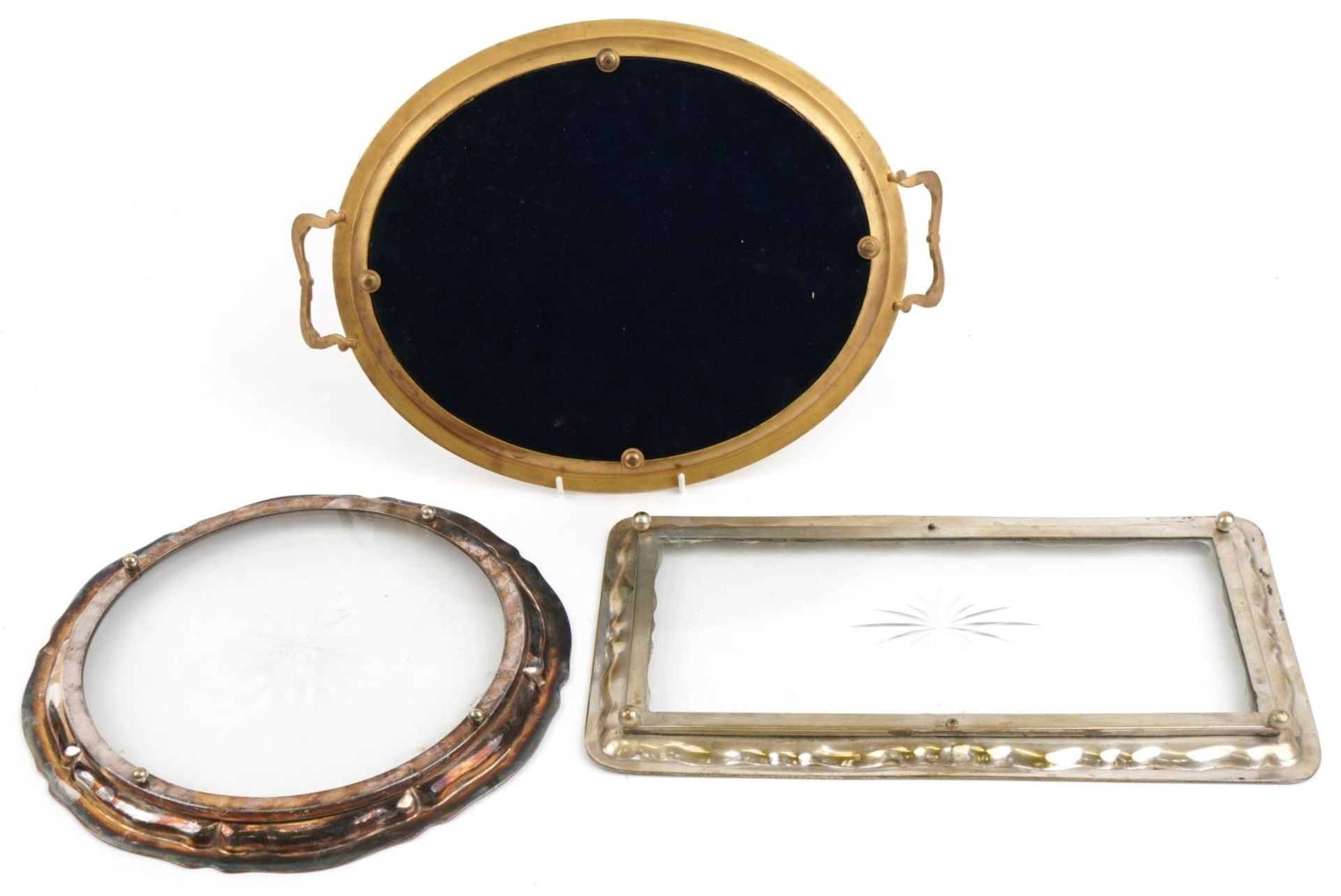 Three metal and glass trays comprising a good quality French style gilt brass twin handled example - Bild 4 aus 4