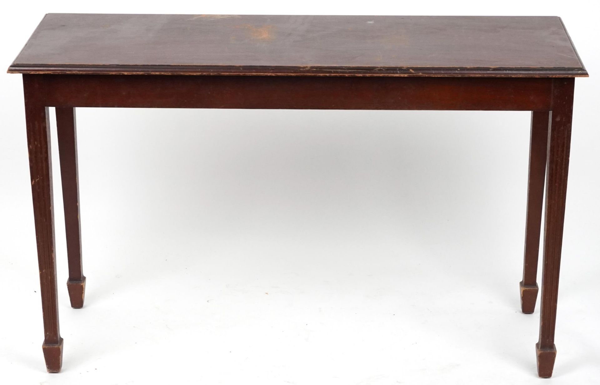 Mahogany side table on tapering legs, 74.5cm H x 121.5cm W x 45.5cm D : For further information on - Image 4 of 4