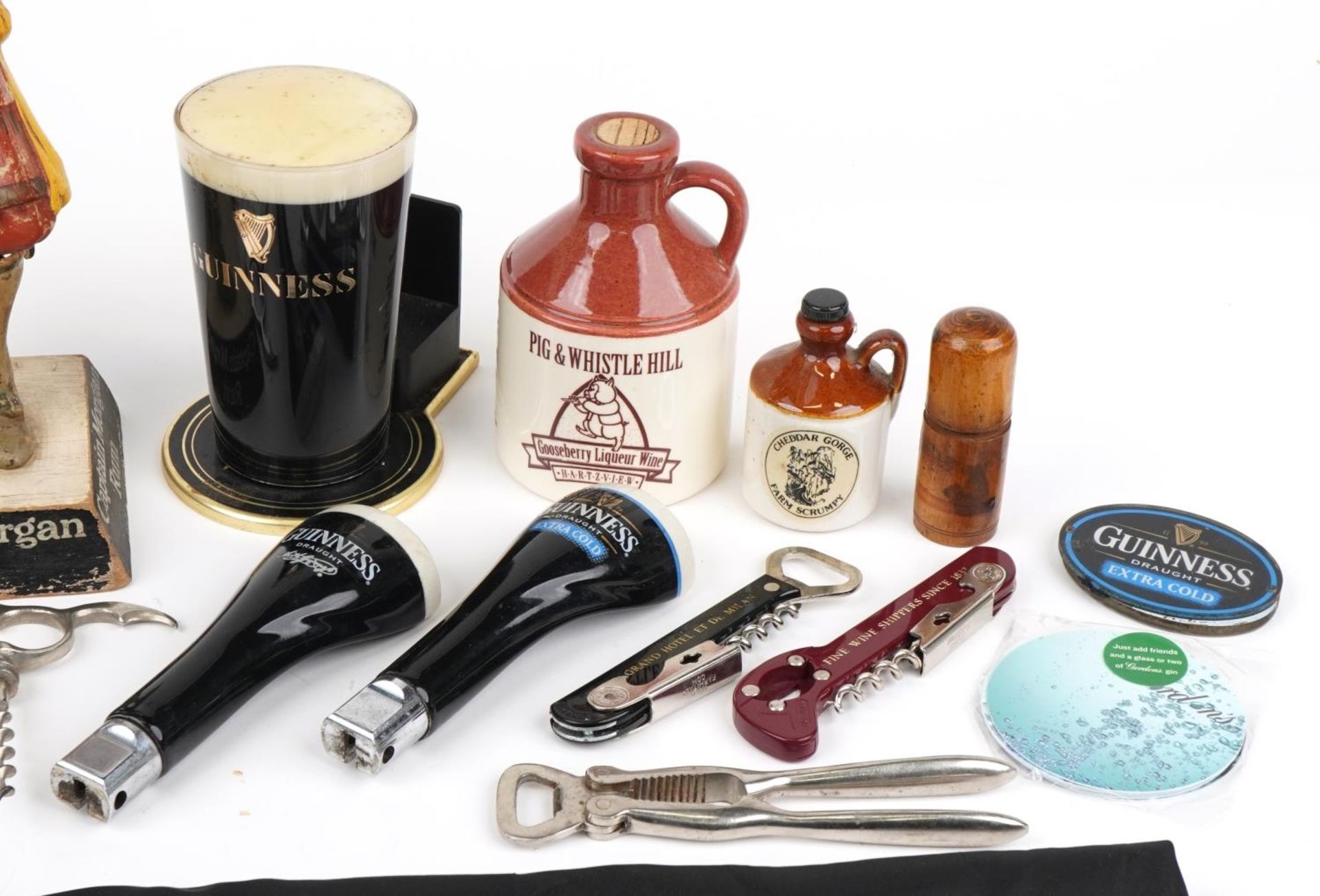 Vintage and later breweriana collectables including Guinness lamp, Captain Morgan Rum figure, - Image 3 of 3