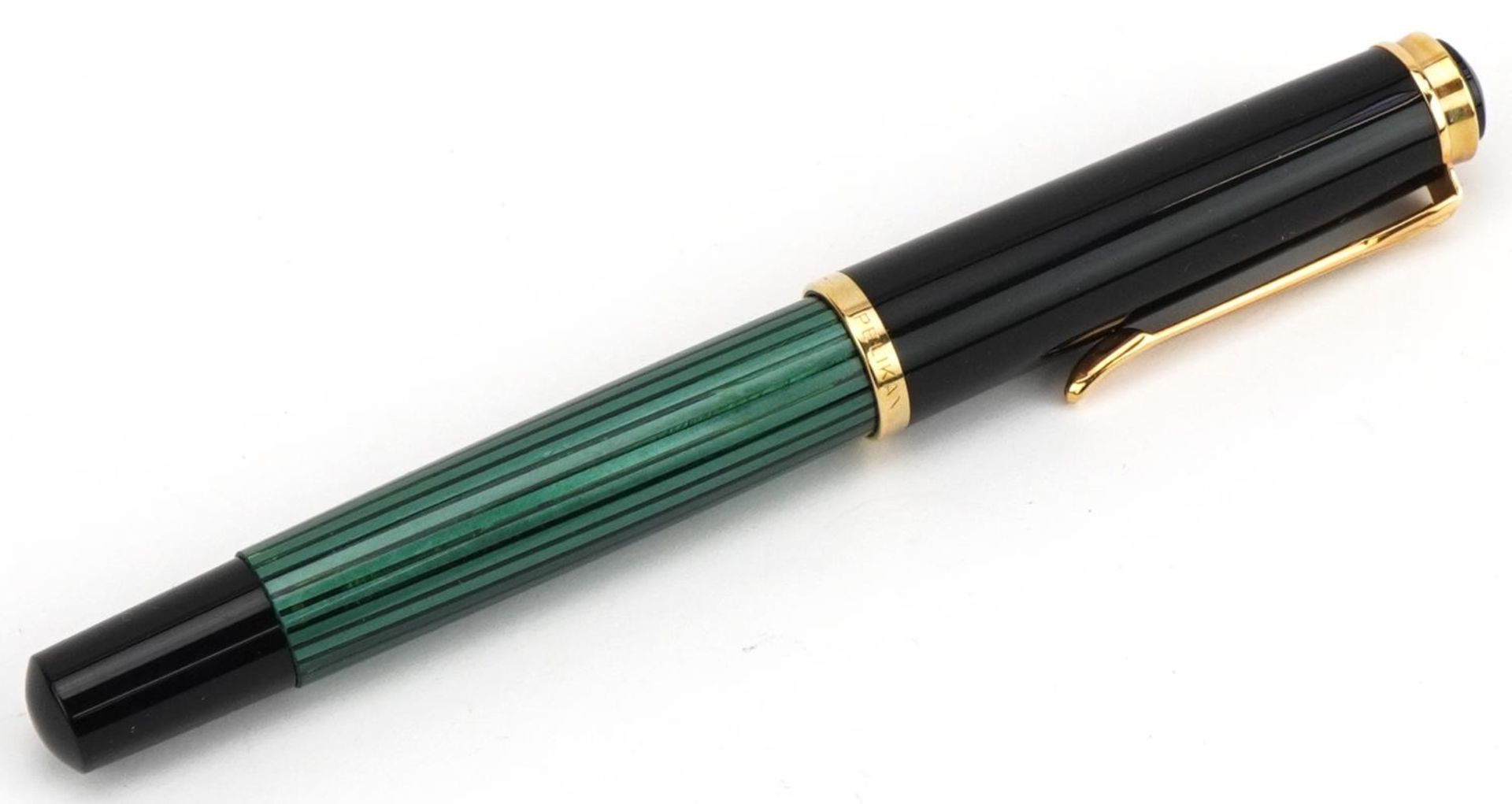 Pelican, German fountain pen with 14ct gold nib and case : For further information on this lot - Image 3 of 5