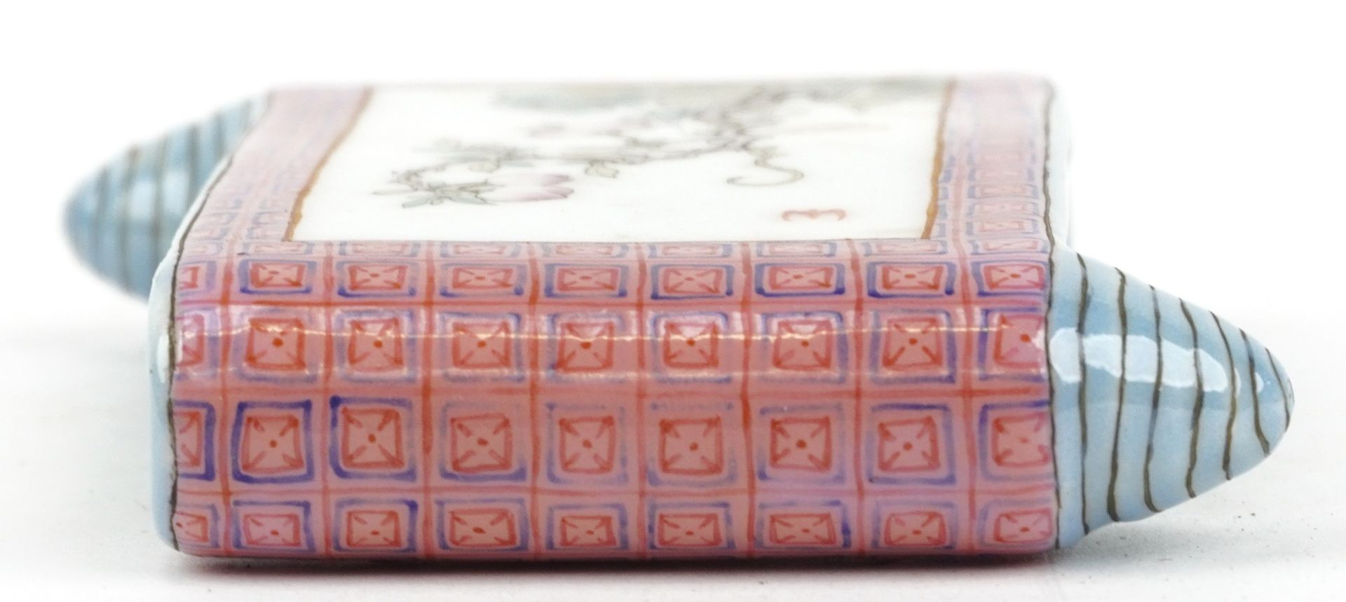 Chinese porcelain scholar's wrist rest in the form of a scroll hand painted in the famille rose - Image 4 of 9