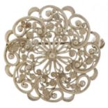 Sterling silver filigree brooch, 3.5cm in diameter, 5.0g : For further information on this lot