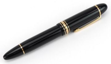 Vintage Montblanc Meisterstuck no 140 fountain pen with 14k gold nib : For further information on