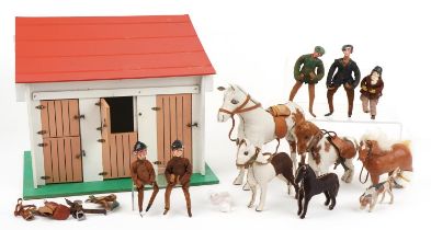Edith Reynolds horse hide horses and riders with stables, 38cm wide : For further information on