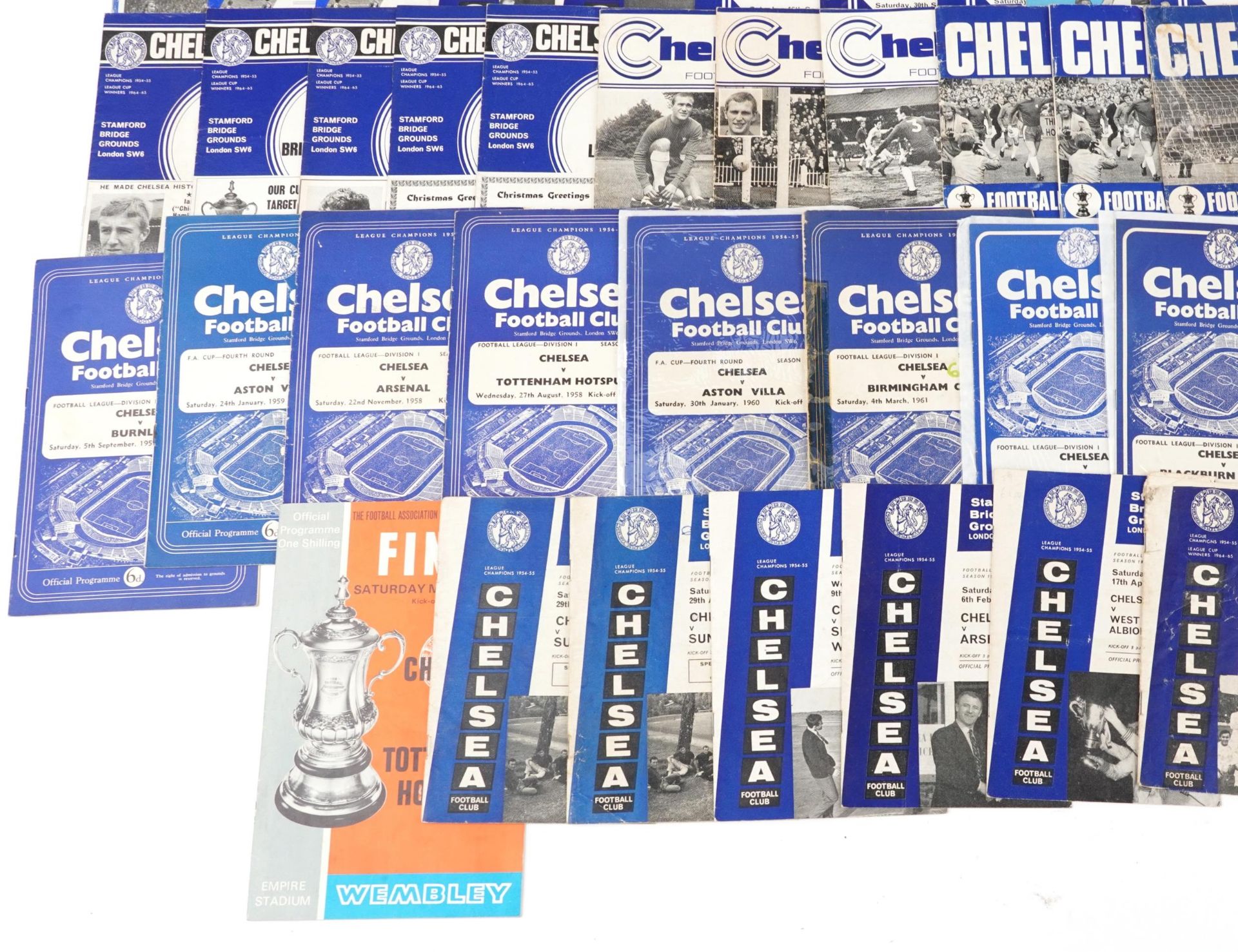 Collection of 1950s and later footballing interest Chelsea Football Club programmes : For further - Image 4 of 5