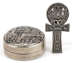 Egyptian silver Relic tie clip and circular silver pillbox, the largest 4.5cm in length, total 39.8g