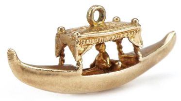 9ct gold Venetian gondola charm, 3cm in length, 3.6g : For further information on this lot please