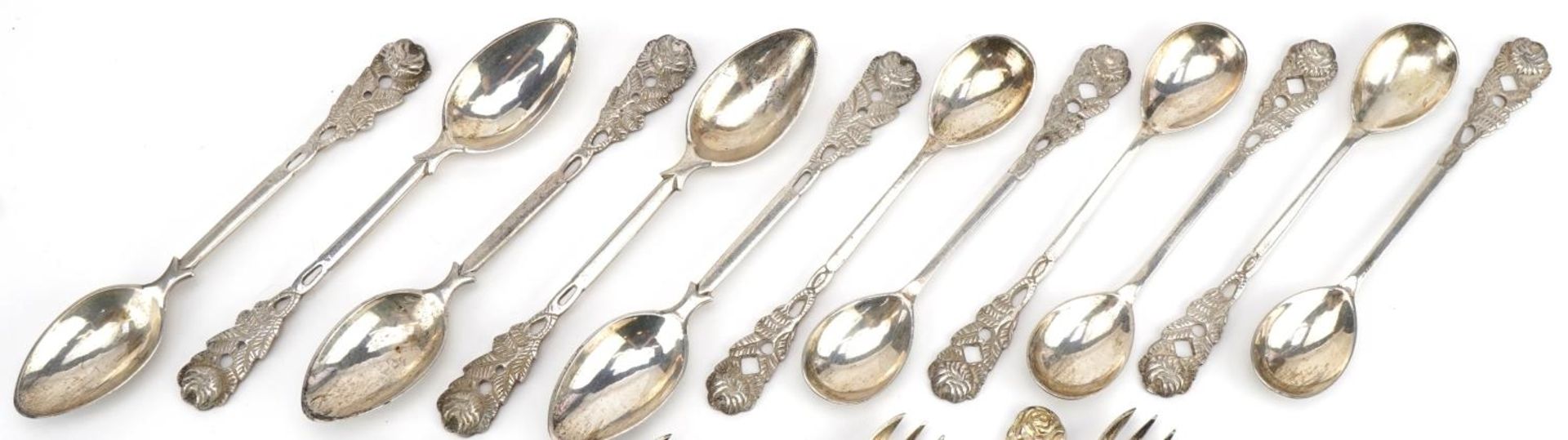 Eighteen 800 grade silver forks and spoons with naturalistic terminals, 12.5cm in length, 290.0g : - Image 2 of 4