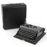 Vintage Imperial typewriter with case : For further information on this lot please visit