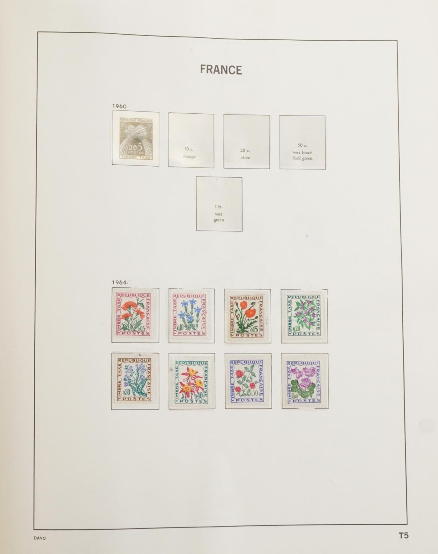 Good collection of 1940s and later French stamps arranged in an album : For further information on - Image 8 of 10