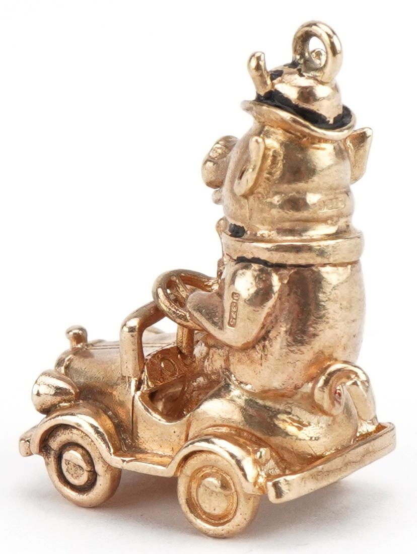 9ct gold and enamel comical pig driving a car charm, 2.8cm high, 10.0g - Image 2 of 4