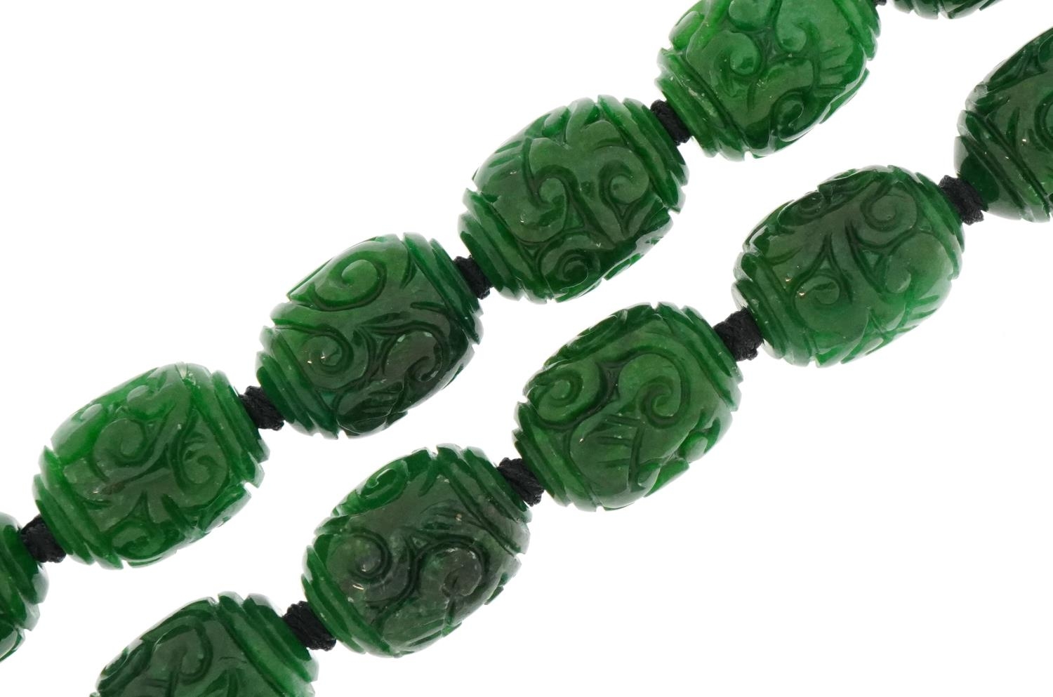 Chinese carved green jade bead necklace with 14ct white gold diamond set clasp, each bead 13.5mm x - Image 2 of 4