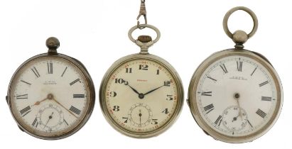 Three gentlemen's open face pocket watches comprising two Waltham and Zenith, one with a white metal