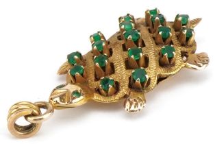 Mexican 14ct gold emerald tortoise pendant set with nineteen emeralds, 4.7cm high, 8.5g