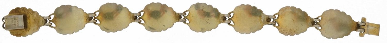 Norwegian 925S sterling silver and white guilloche enamel leaf bracelet, possibly by David Andersen, - Image 3 of 4